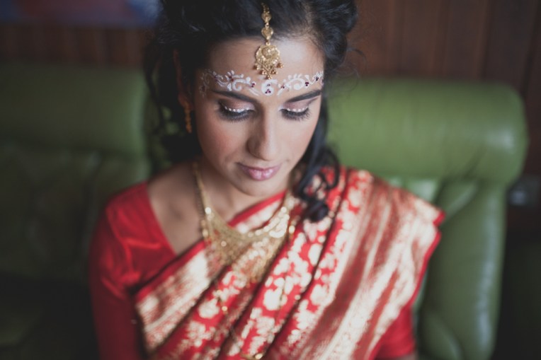 elora-bobby-thornton-manor-wedding-003